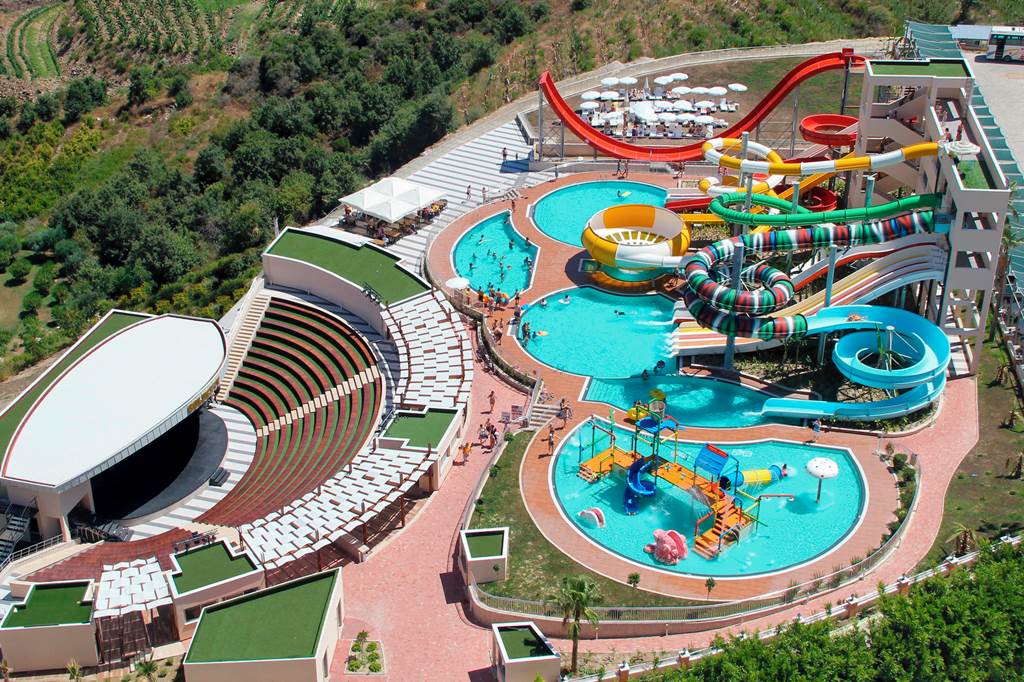 AYT_72708_Goldcity_Tourism_Complex_0822_09.jpg