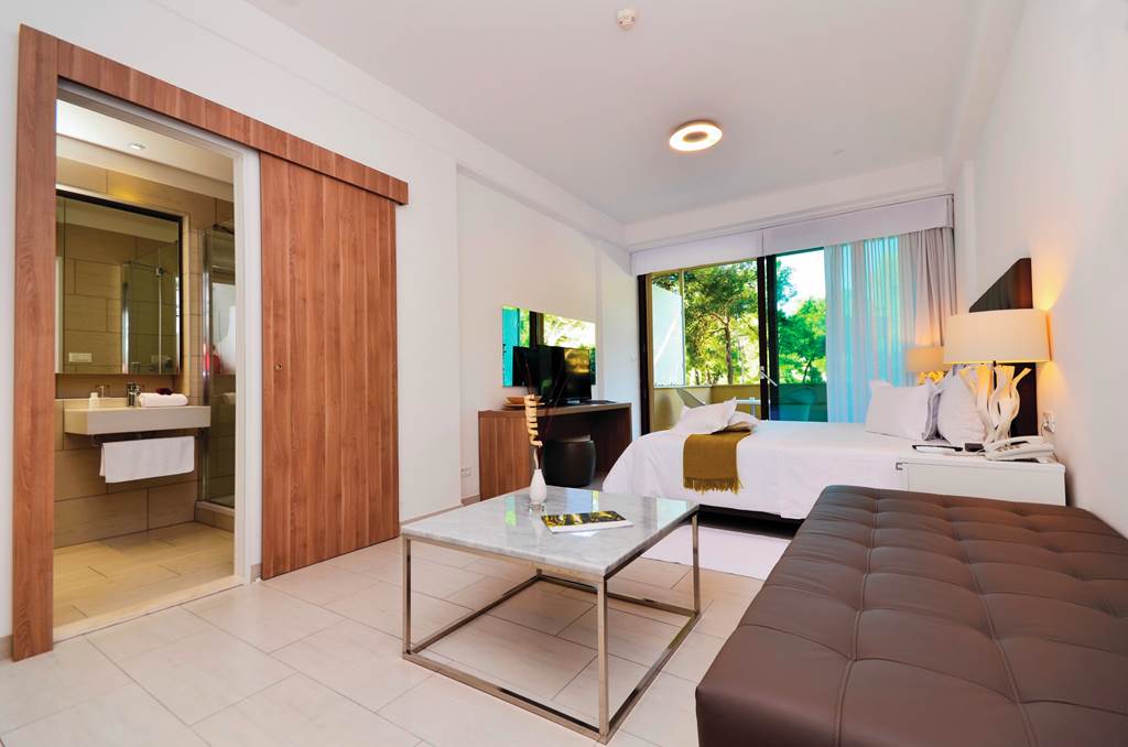 SPU_73625_The_Residence_1215_21.jpg
