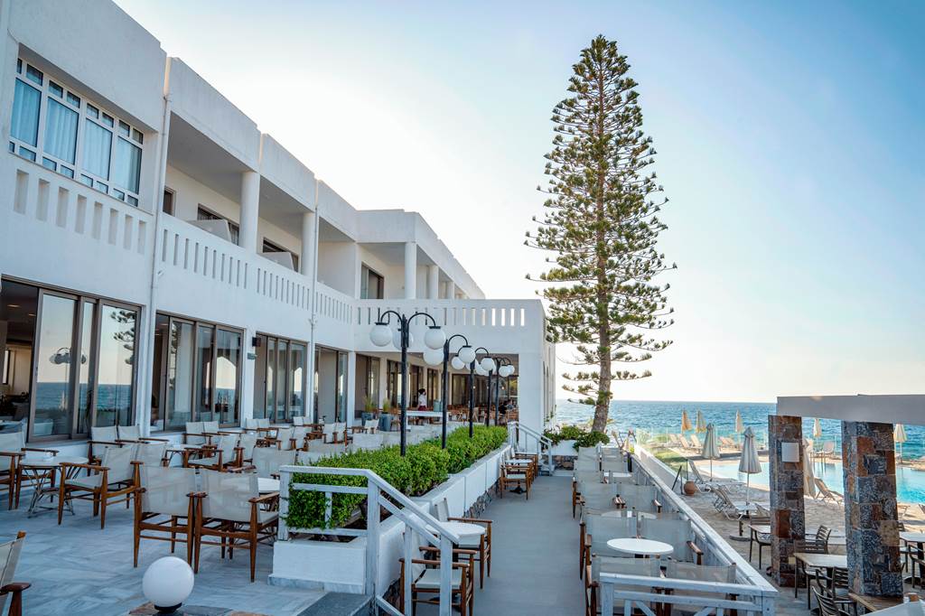 HER_81303_Maritimo_Beach_Hotel_0821_12.jpg
