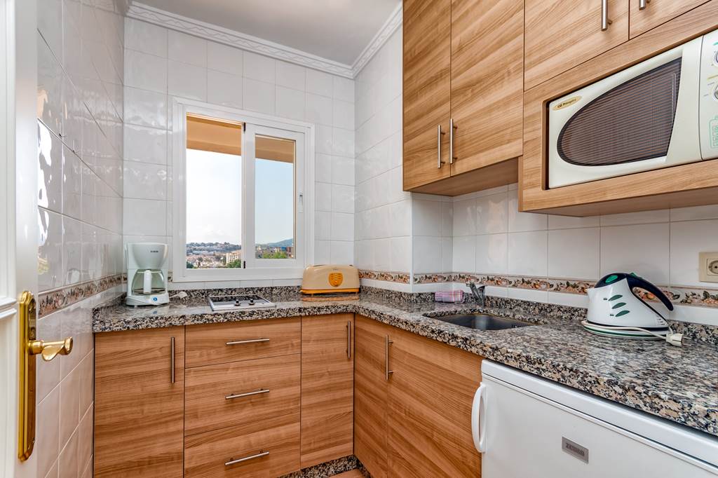 AGP_78099_Stella_Maris_Apts_0318_13.jpg