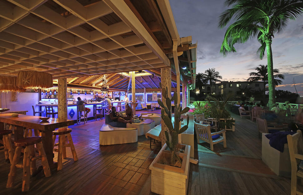 Ocean-Point-Resort-Spa-19.jpg