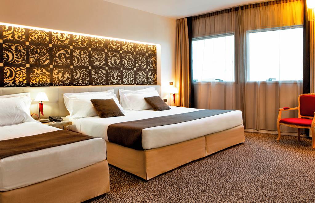VCE_72676_Antony_Palace_Hotel_0219_02.jpg