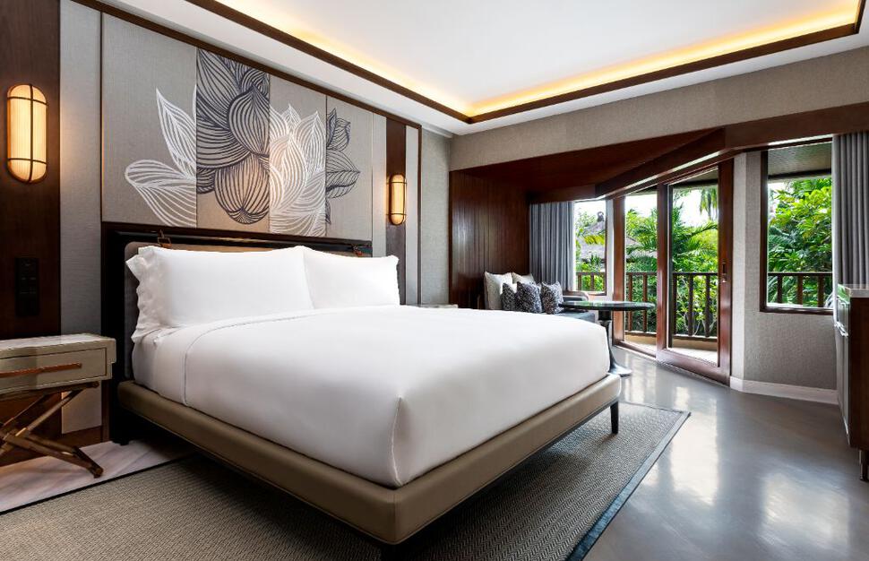 The-Laguna-a-Luxury-Collection-Resort-and-Spa-1.jpg