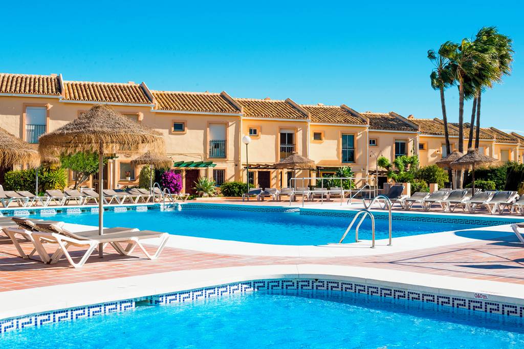 AGP_85377_Ramada_Hotel_&_Suites_Costa_Del_Sol_0224_03.jpg