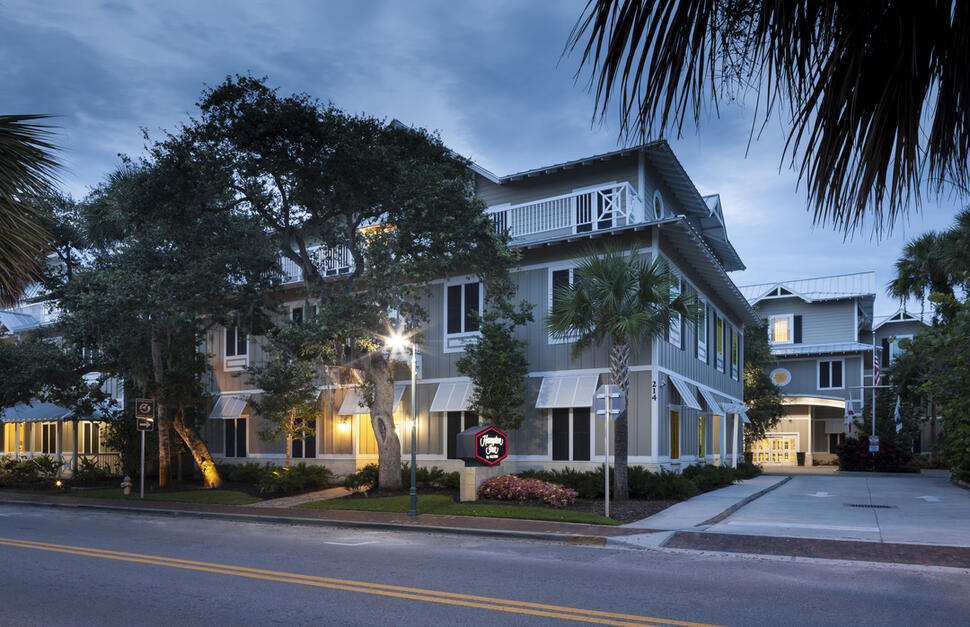 Hampton-Inn-New-Smyrna-Beach-7.jpg