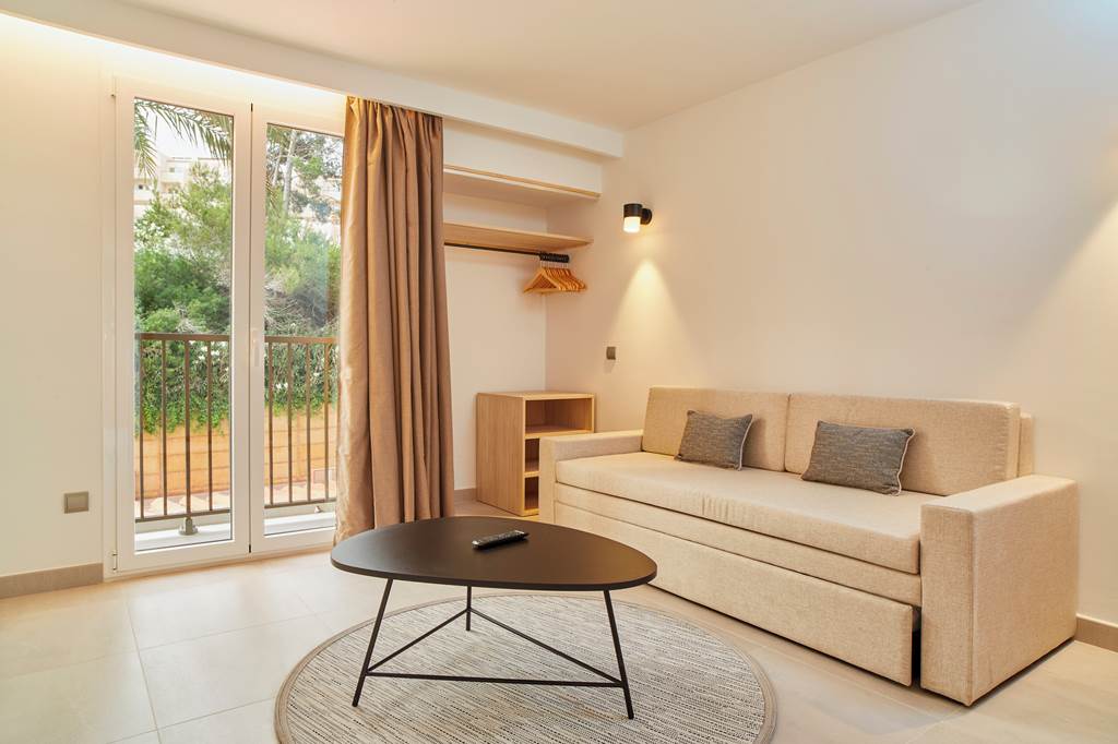 IBZ_70451_Invisa_Figueral_Resort_0724_05.jpg