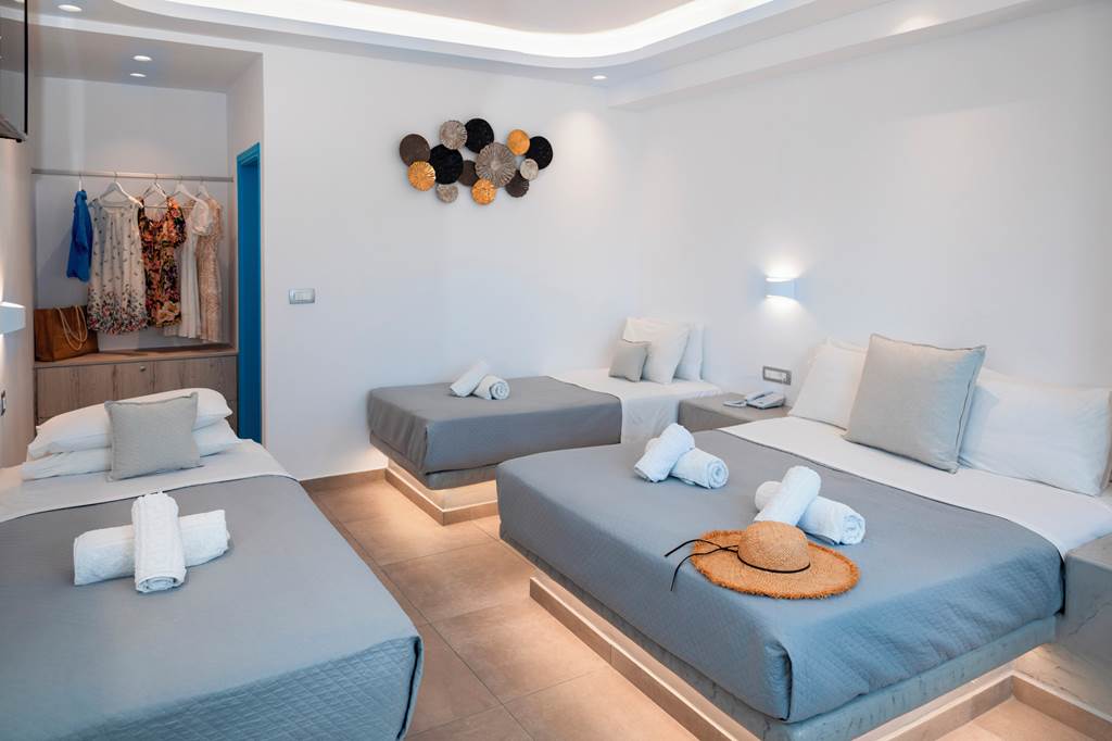 JTR_83209_Perissa_Bay_Hotel_0623_01.jpg