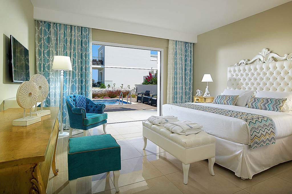 CHQ_86079_Anemos_Luxury_Grand_resort_0923_24.jpg