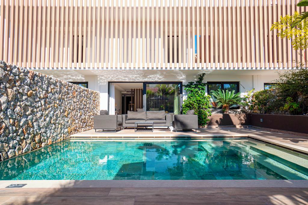 KGS_83200_Lango_Design_Hotel_&_Spa_1122_02.jpg
