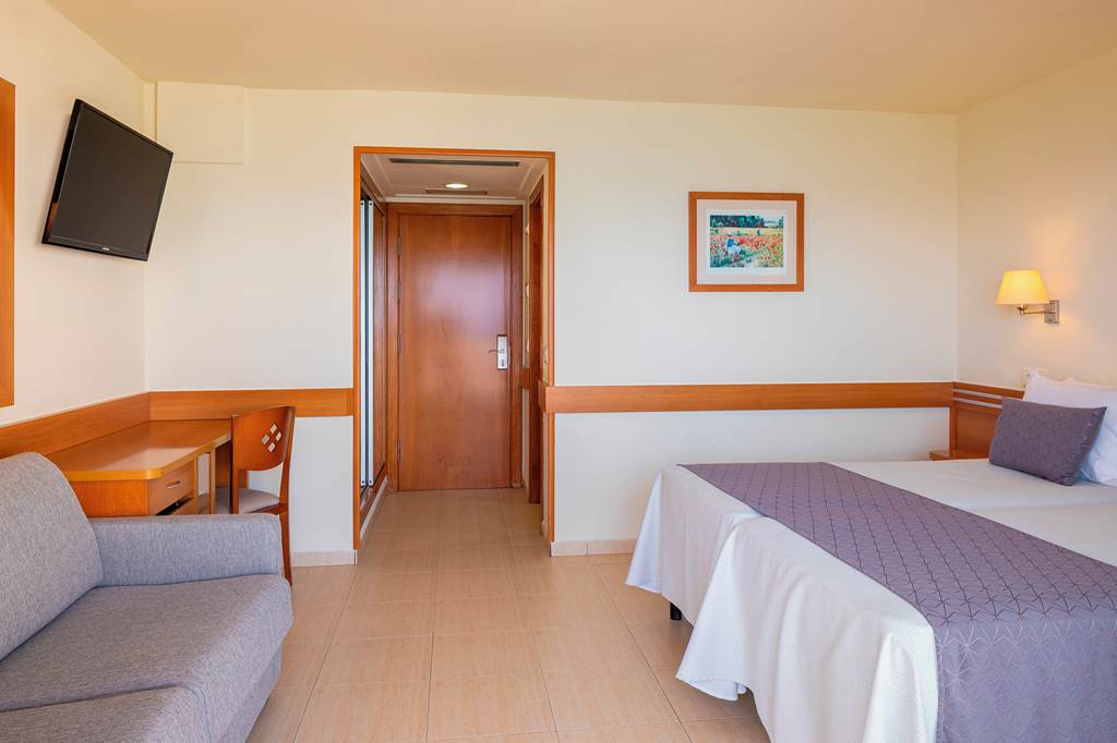 GRO_73512_htop_Pineda_Palace_Hotel_0424_02.jpg
