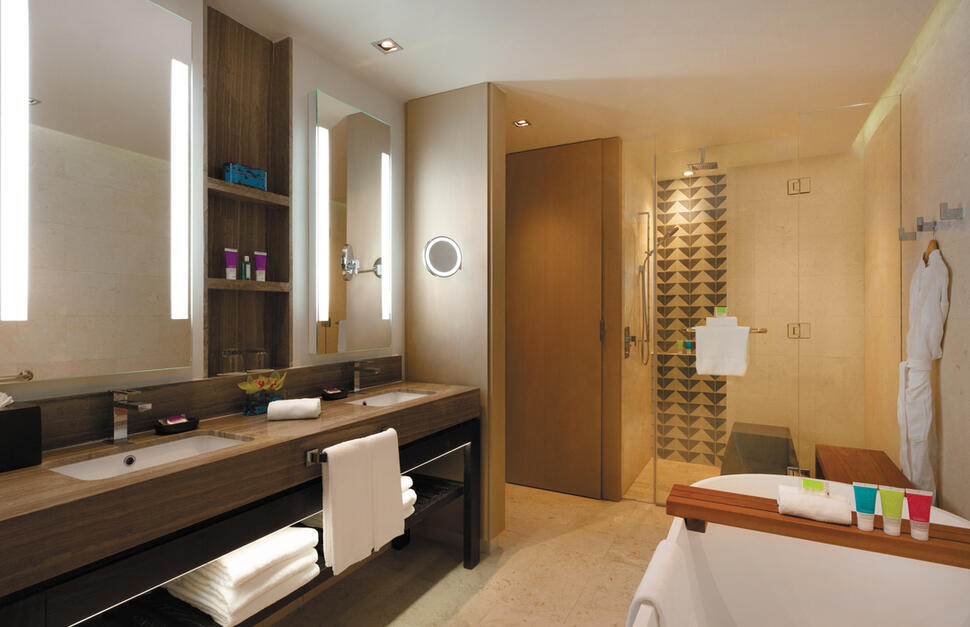 Hyatt-Zilara-Rose-Hall-3.jpg
