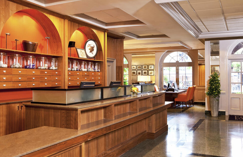 4-Points-by-Sheraton-French-Quarter-3.jpg