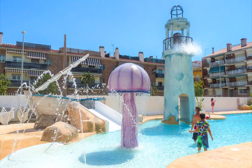 GRO_74034_ALEGRIA_Pineda_SPLASH_0617_06.jpg