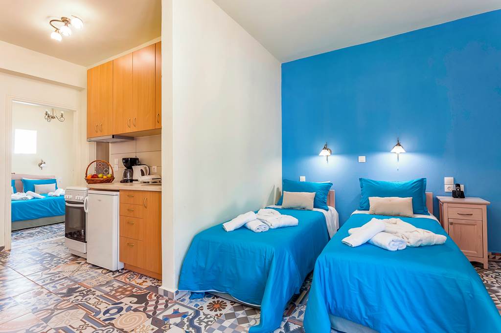 JSI_82097_Stafylos_Suites_0120_09.jpg