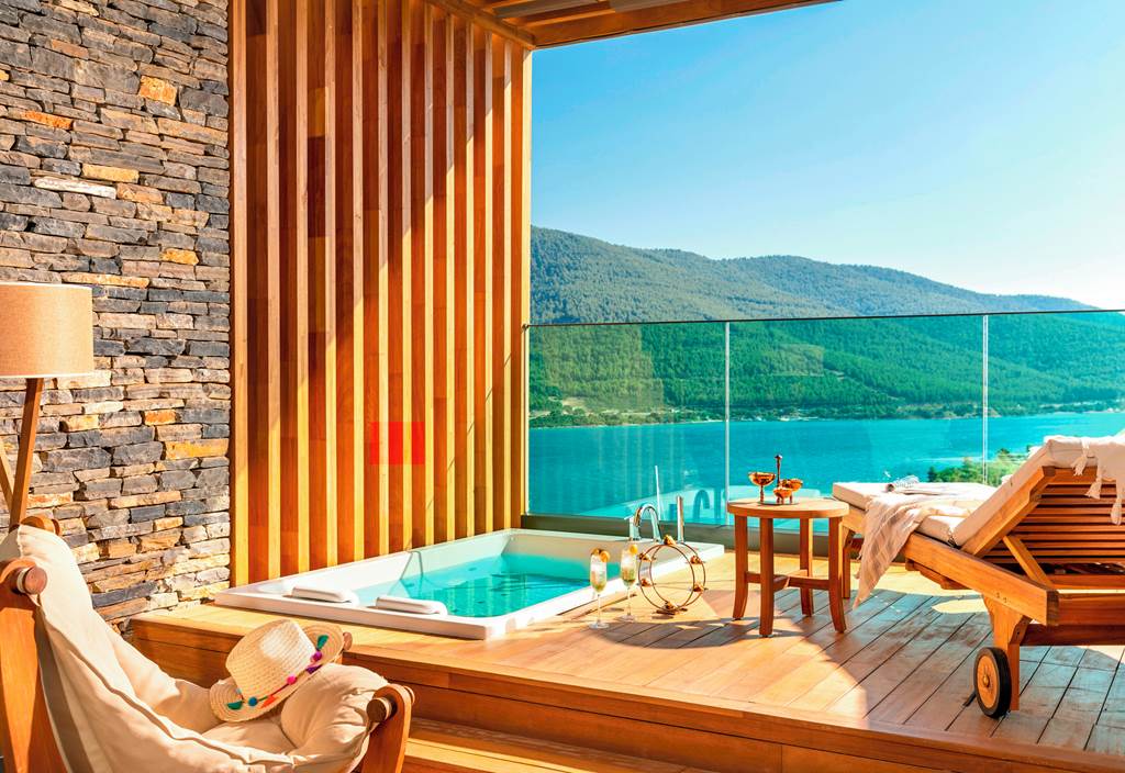 BJV_79806_Lujo_Hotel_1218_65.jpg