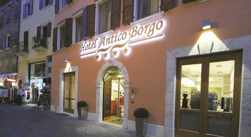 VRN_72872_Antico_Borgo_0215_01.jpg