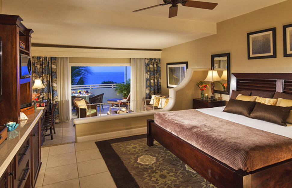 Beaches-Ocho-Rios-A-SpaGolf-Waterpark-Resort-10.jpg