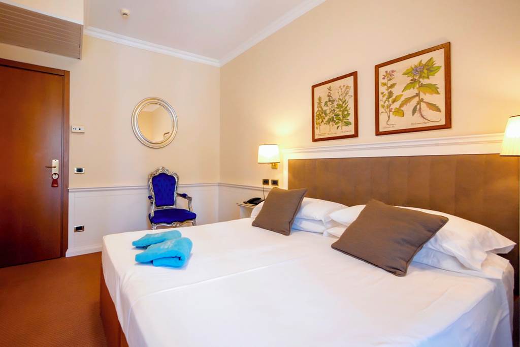 VRN_86245_Hotel_Garden_1123_24.jpg