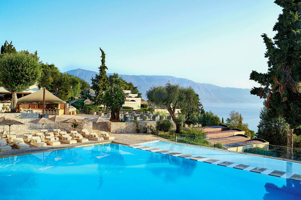 CFU_77487_Grecotel_LUX_ME_Daphnila_Bay_Dassia_0321_01.jpg