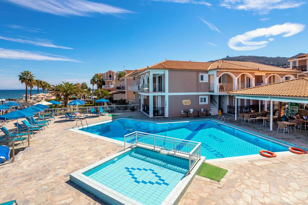 ZTH_79440_Boletsos_Beach_Resortt_1022_02.jpg