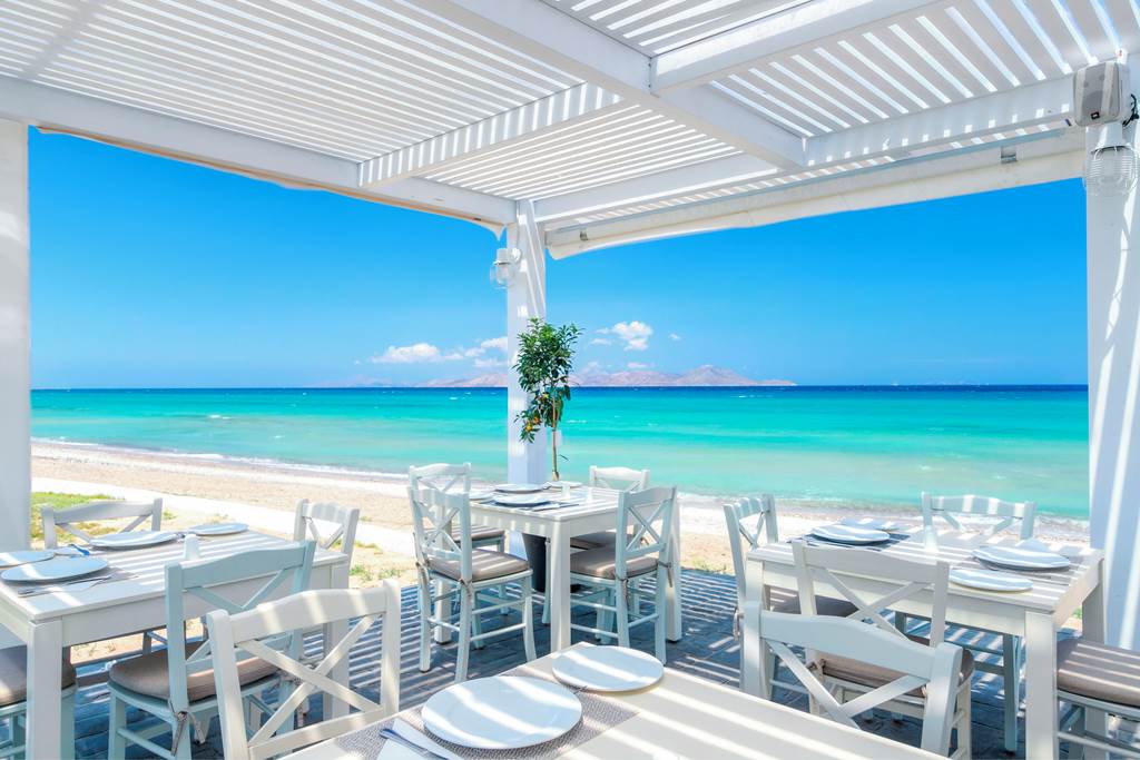 KGS_81717_Aeolos_Beach_Premium_Bungalows_0120_02.jpg