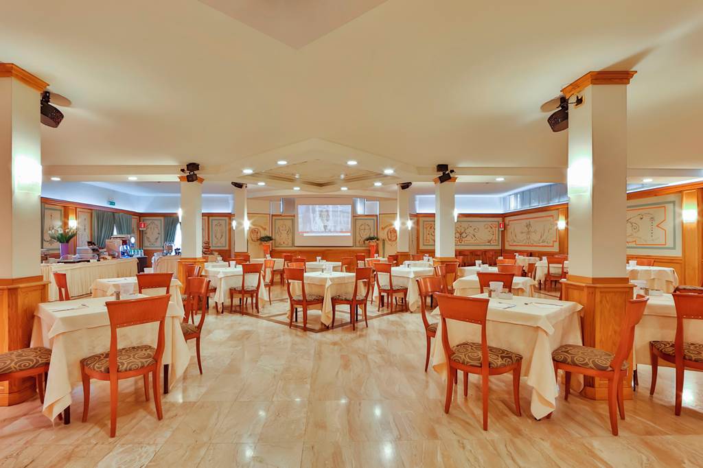 PSA_74402_Best_Western_Grand_Hotel_Guinigi_0220_07.jpg