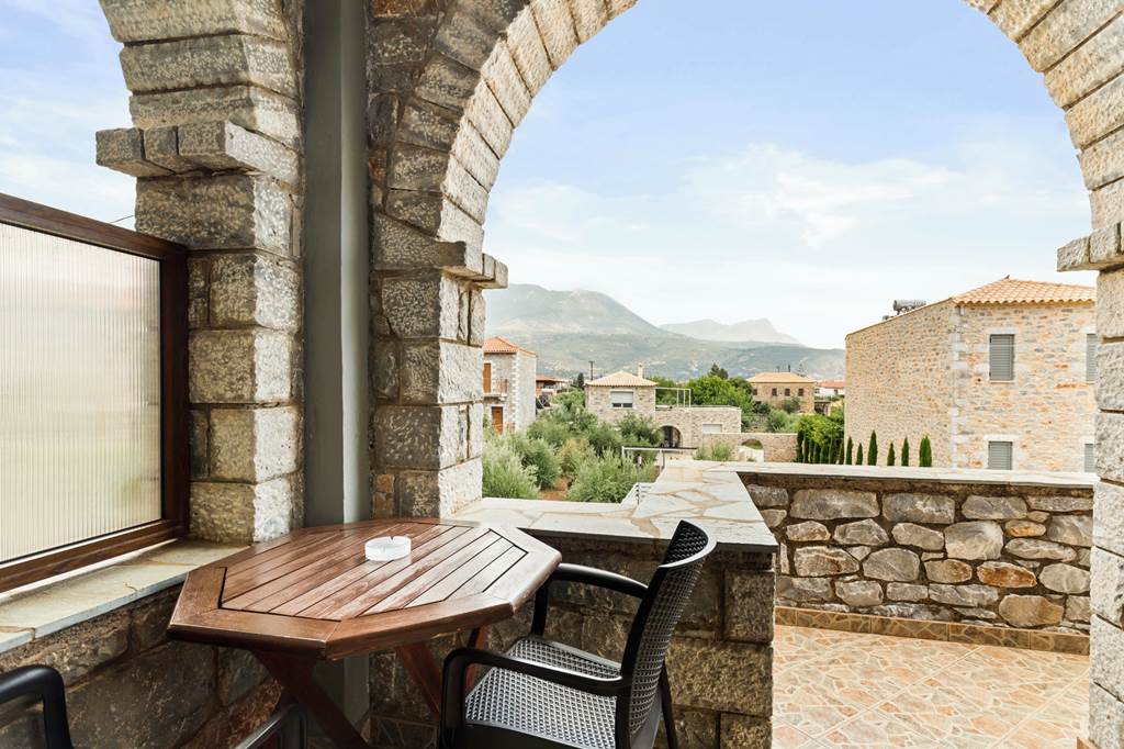 KLX_84197_Manivrahos_Studios_&_Apartments_0822_15.jpg