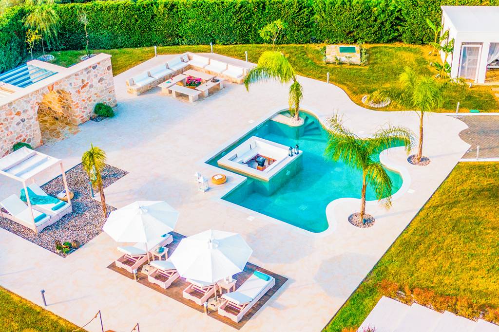 ZTH_85092_Villa_Shangri-La_0724_44.jpg