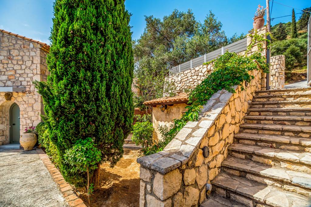ZTH_86884_Villa_Yiannis_0724_04.jpg