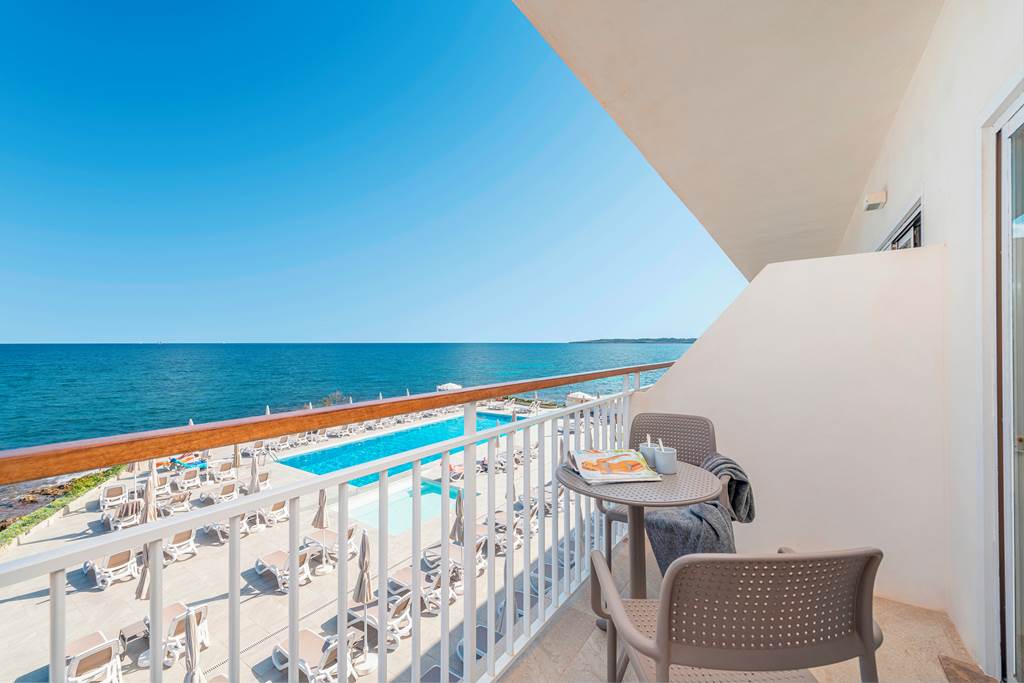 PMI_73544_Hotel_Atolon_0623_02.jpg