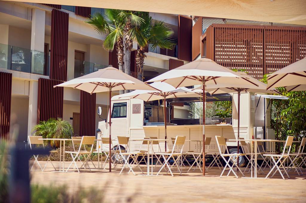 IBZ_78023_Cala_San_Miguel_The_Club_Curio_Collection_by_Hilton_0125_13.jpg