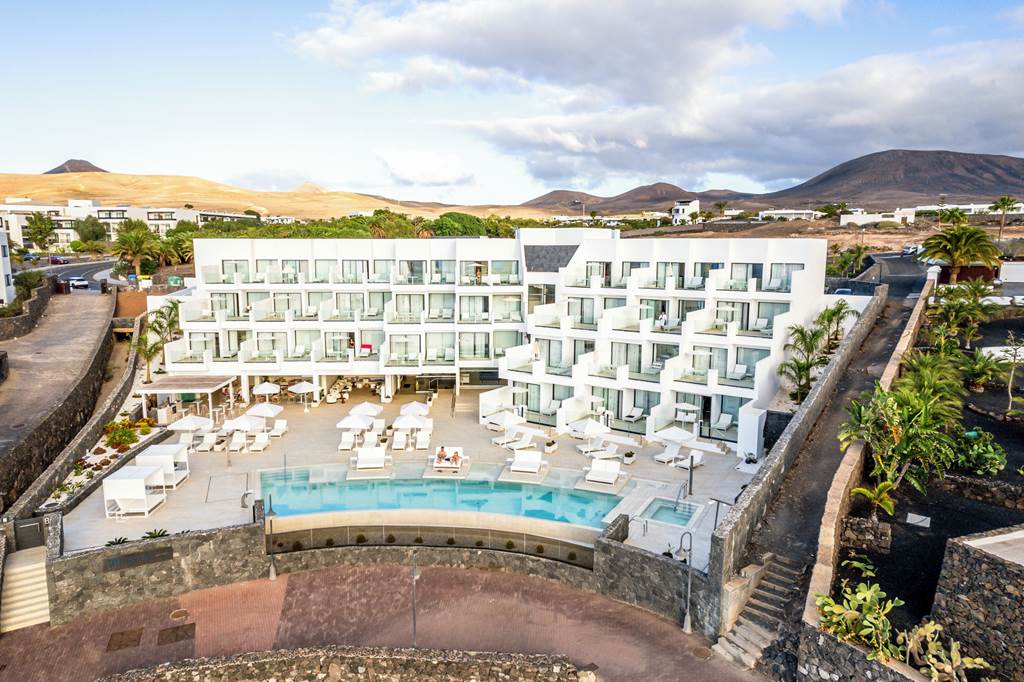 ACE_83777_Royal_Marina_Suites_Boutique_Hotel_1223_03.jpg