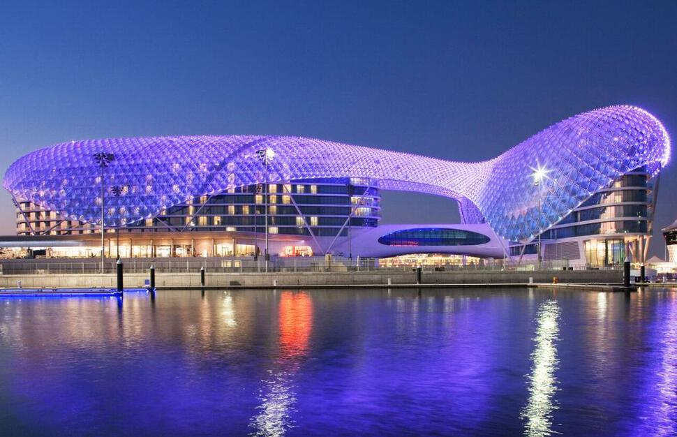W-Abu-Dhabi-Yas-Island-7.jpg