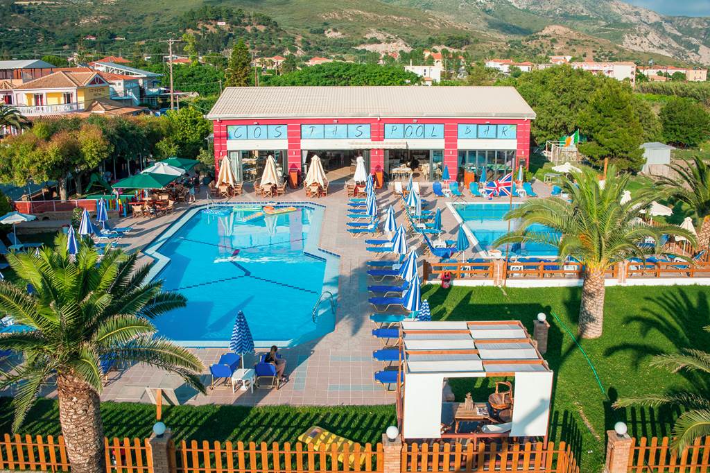ZTH_81235_Costas_Apartments_1019_18.jpg