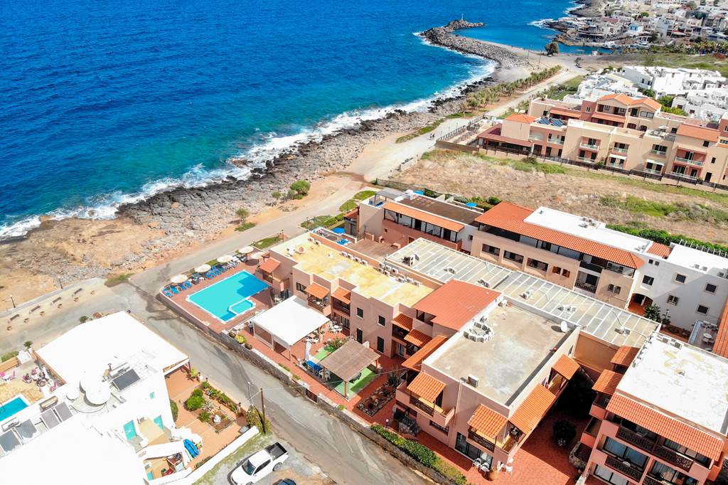 HER_83147_Koutrakis_Suites_0721_11.jpg