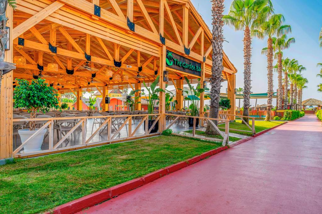 AYT_85485_Aska_Lara_Resort_&_Spa_1024_04.jpg