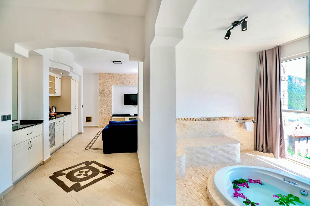 DLM_88641_Sertil_Deluxe_Tropical_Suites_1224_24.jpg