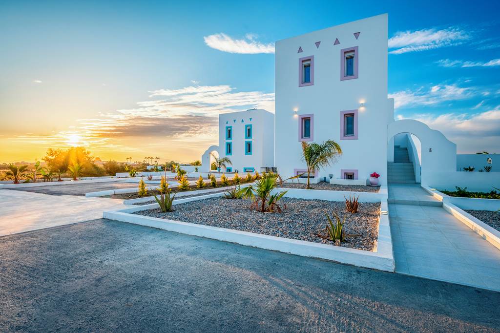 KGS_85672_Villa_Xenos_Rose_0723_09.jpg