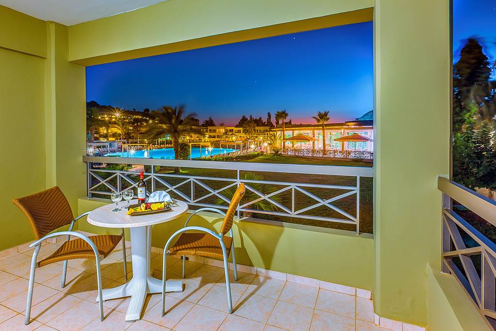 KGS_68540_Kipriotis_Maris_Suites_1122_09.jpg