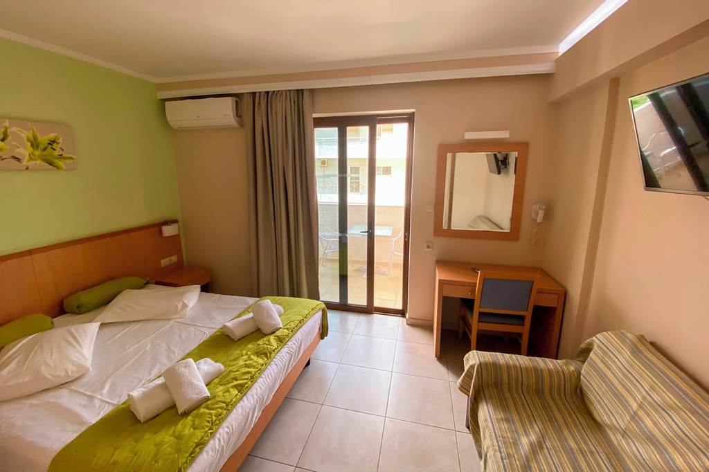 KGS_82532_Imperial_Hotel_Kos_0623_05.jpg