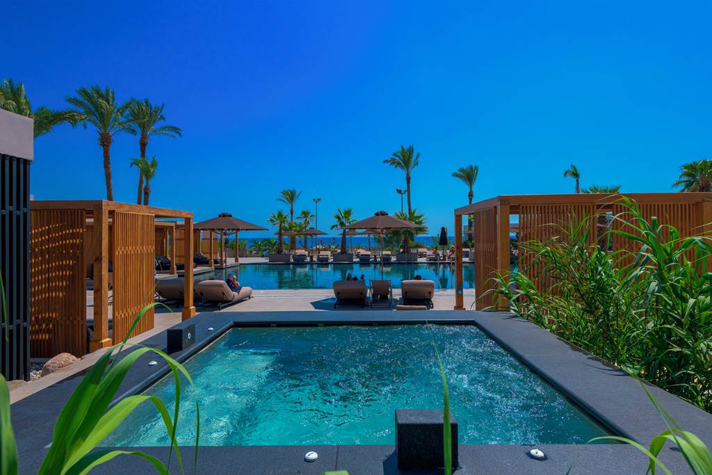 RHO_87855_Ammades_All_Suites_Beach_Hotel_0824_12.jpg