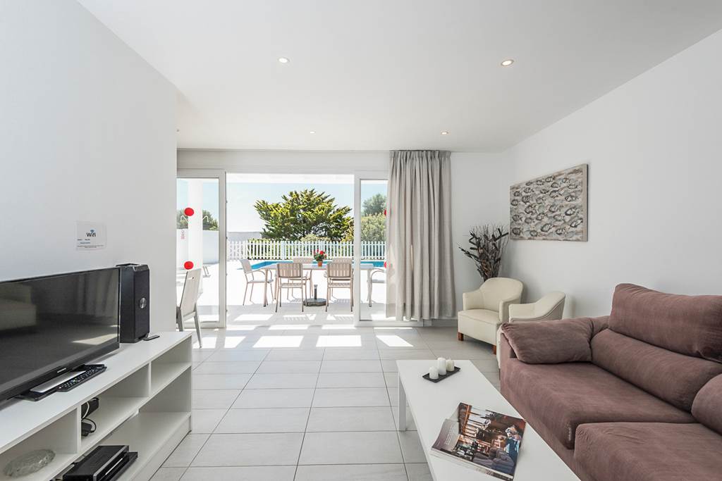 MAH_86689_Villa_Feli_1223_07.jpg