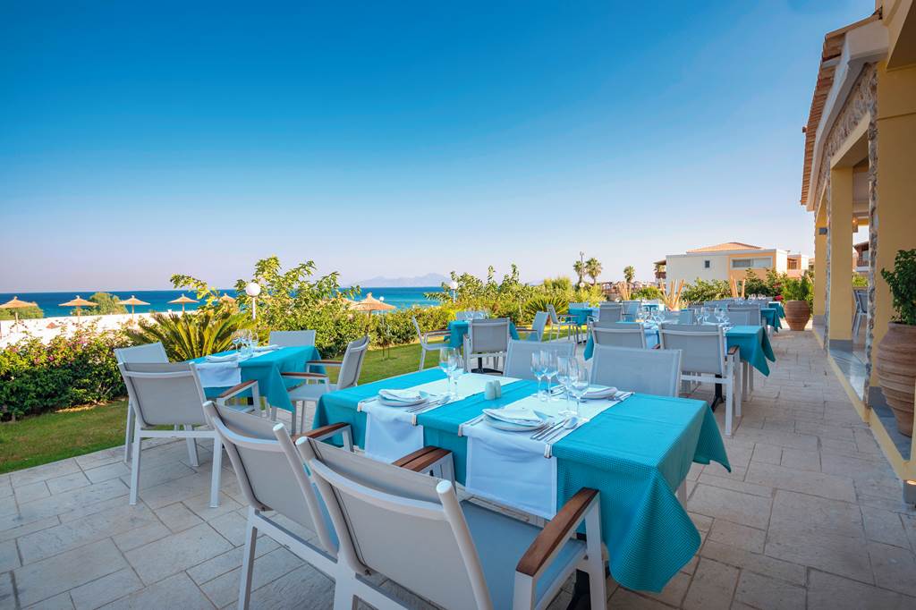 KGS_73978_Grand_Blue_Beach_Hotel_1023_07.jpg