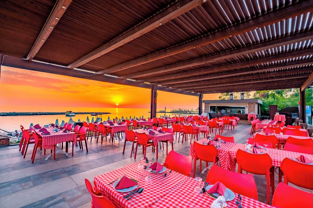 AYT_86408_Long_Beach_Hotel_Alanya_1123_70.jpg
