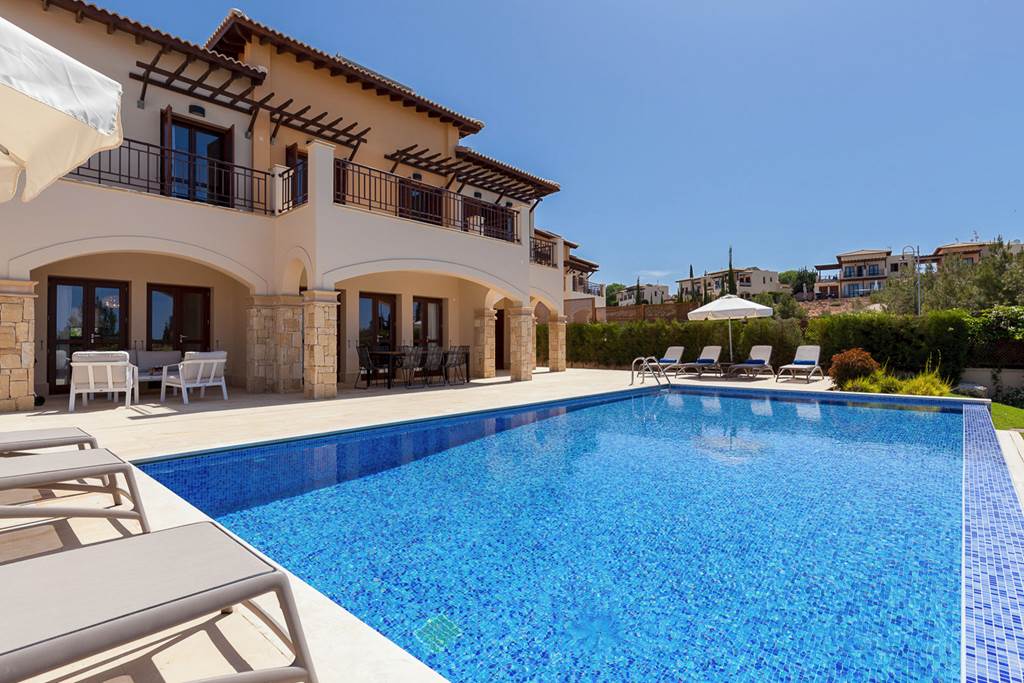 PFO_88020_Elite_Superior_Five_Bedroom_Villa_with_Private_Pool_GV05_0824_01.jpg