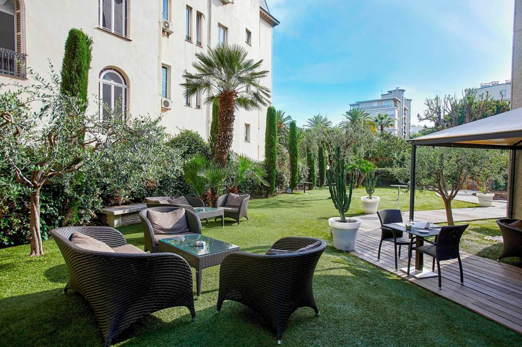 NCE_75051_AC_Hotel_by_Marriott_Nice_0124_03.jpg