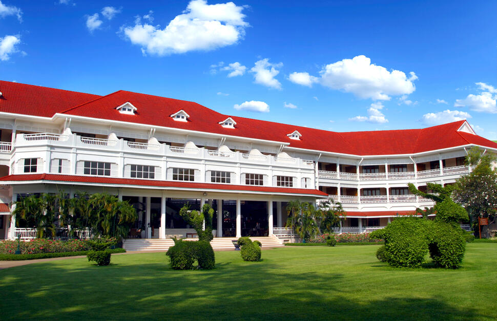 Centara-Grand-Beach-Resort-and-Villas-Hua-Hin-2.jpg