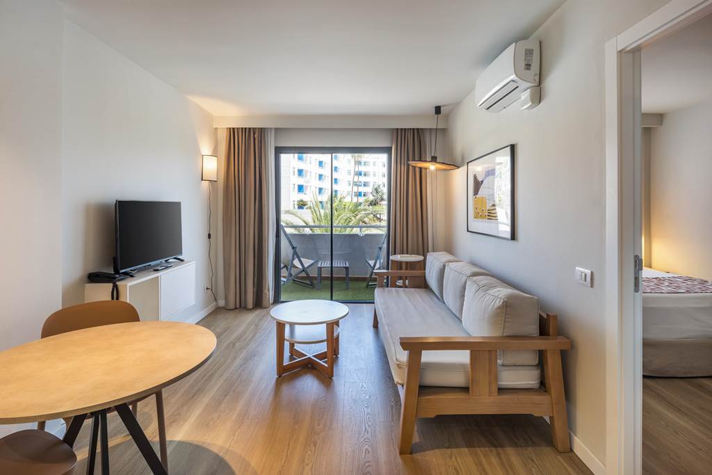 LPA_78725_LIVVO_Hotels_Anamar_Suites_0924_14.jpg