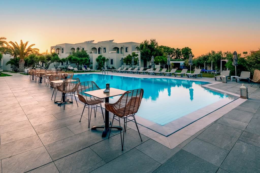 HER_86254_Malena_Hotel_&_Suites_1023_03.jpg