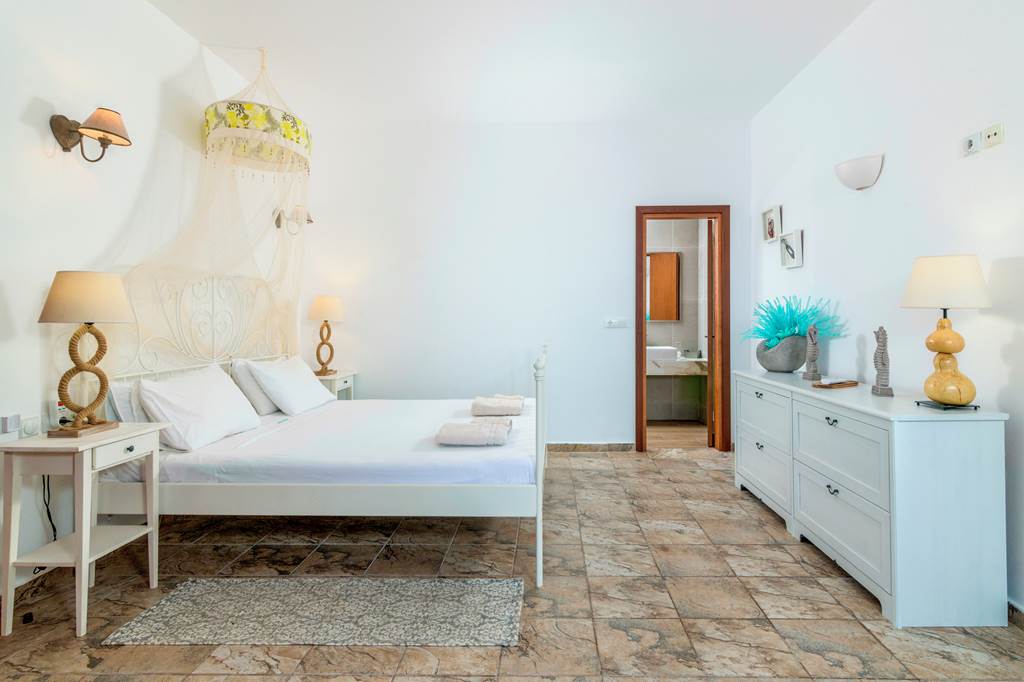RHO_77021_Villa_Krini_Selini_0724_12.jpg